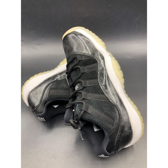 Nike Air Jordan 11 Retro Low Barons Size 6y 528895-010 - Picture 9 of 16